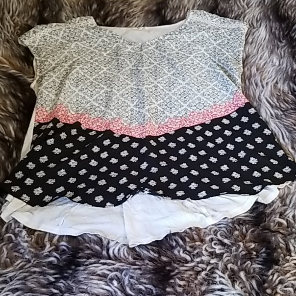 Maurices top